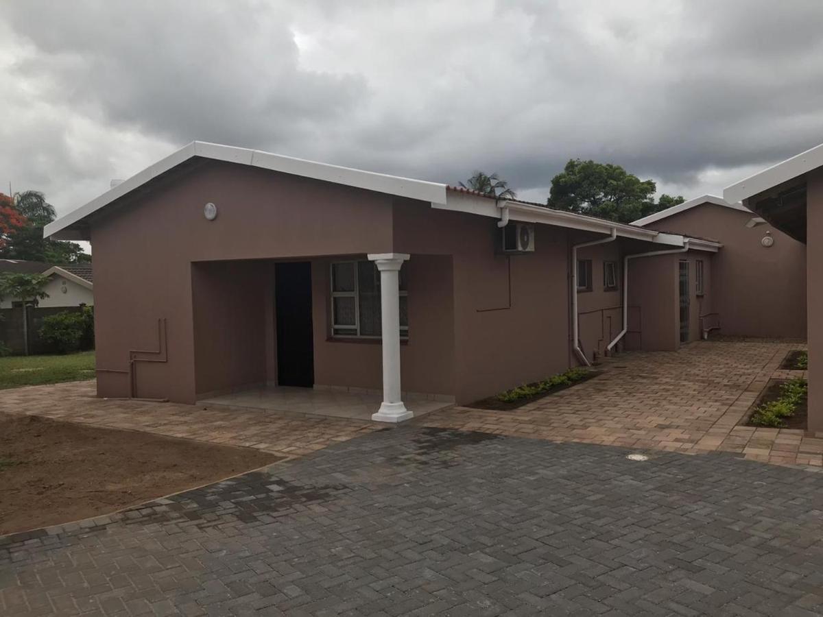 ריצ'רדס ביי Sivande B&B מראה חיצוני תמונה