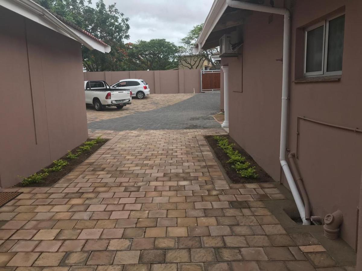 ריצ'רדס ביי Sivande B&B מראה חיצוני תמונה